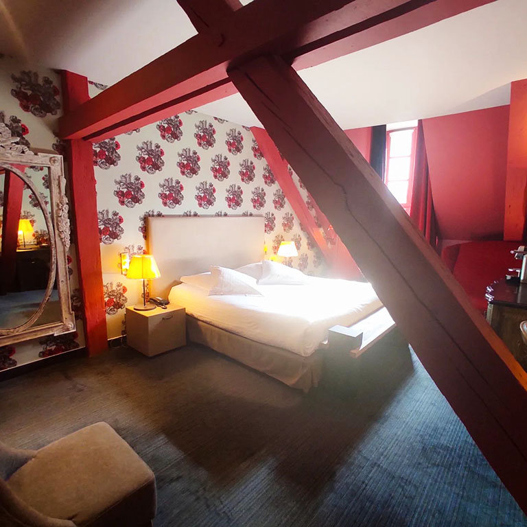 Chambre Executive Hôtel de Paris à Besançon (rouge)